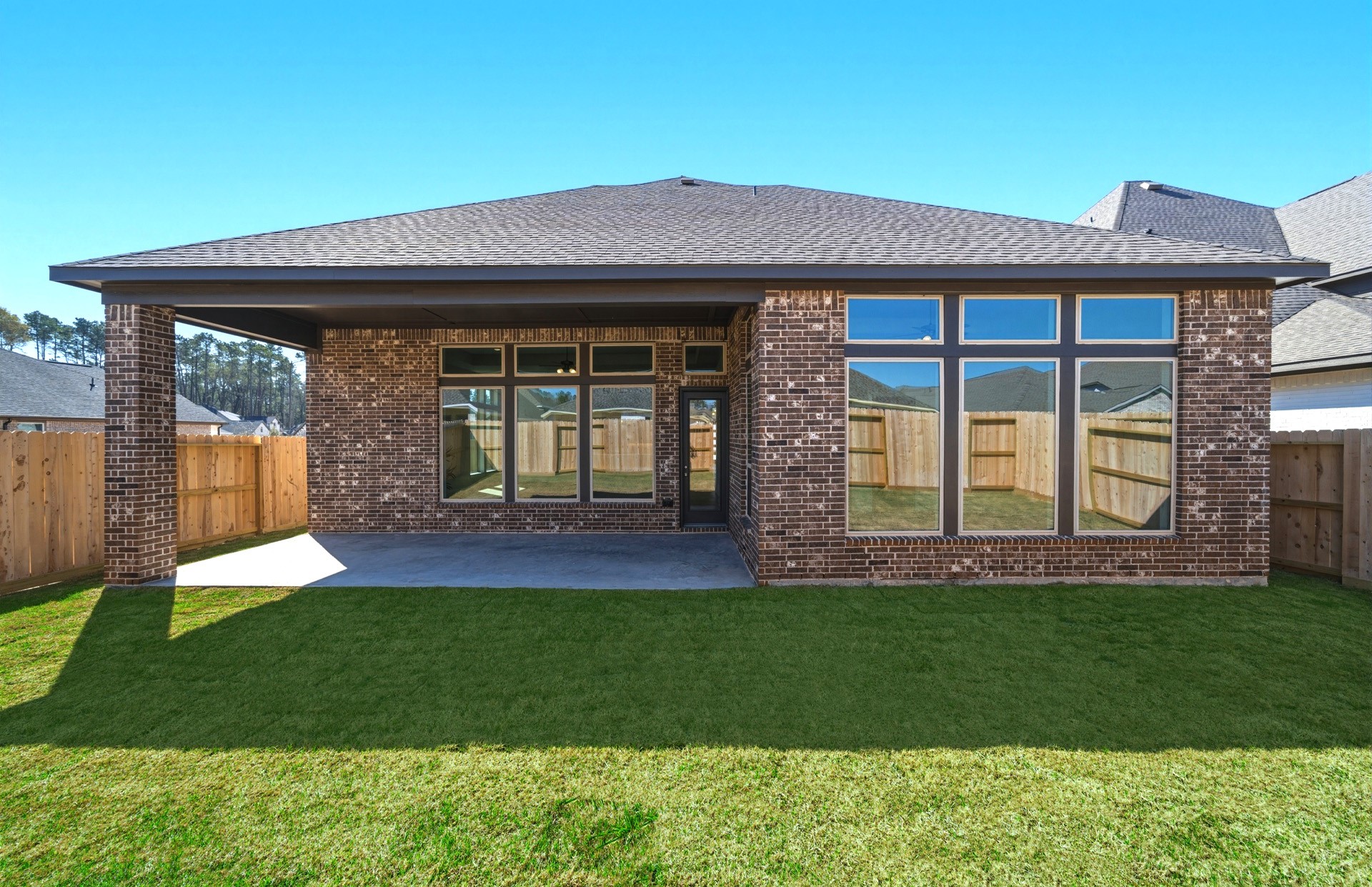9737 Roaring River Falls Lane, Porter, TX 77365