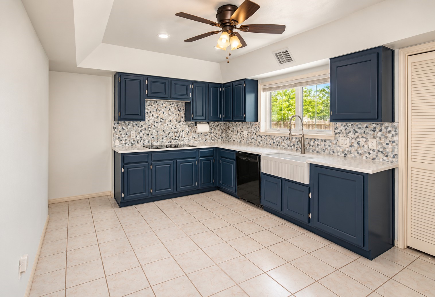 607 Tramwood Drive, Missouri City, TX 77489
