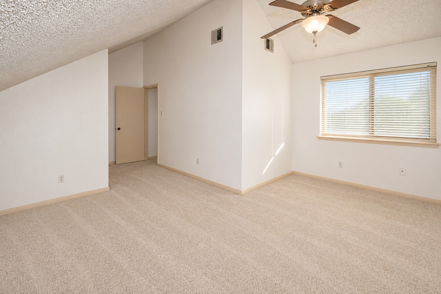 607 Tramwood Drive, Missouri City, TX 77489