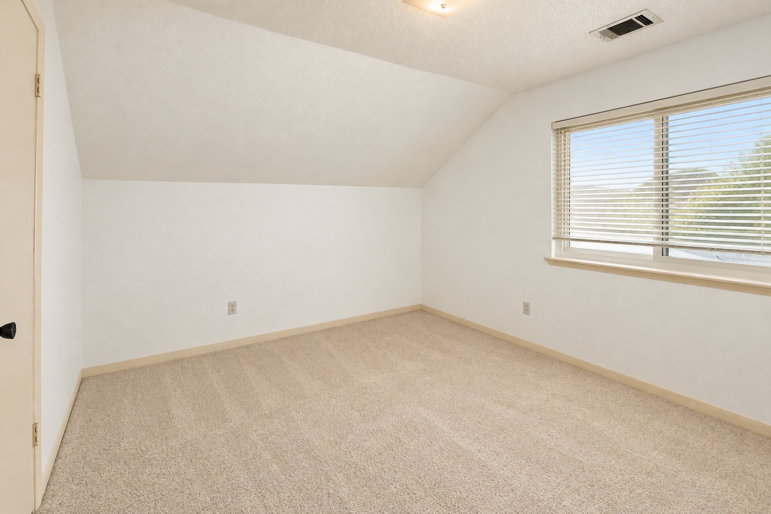 607 Tramwood Drive, Missouri City, TX 77489