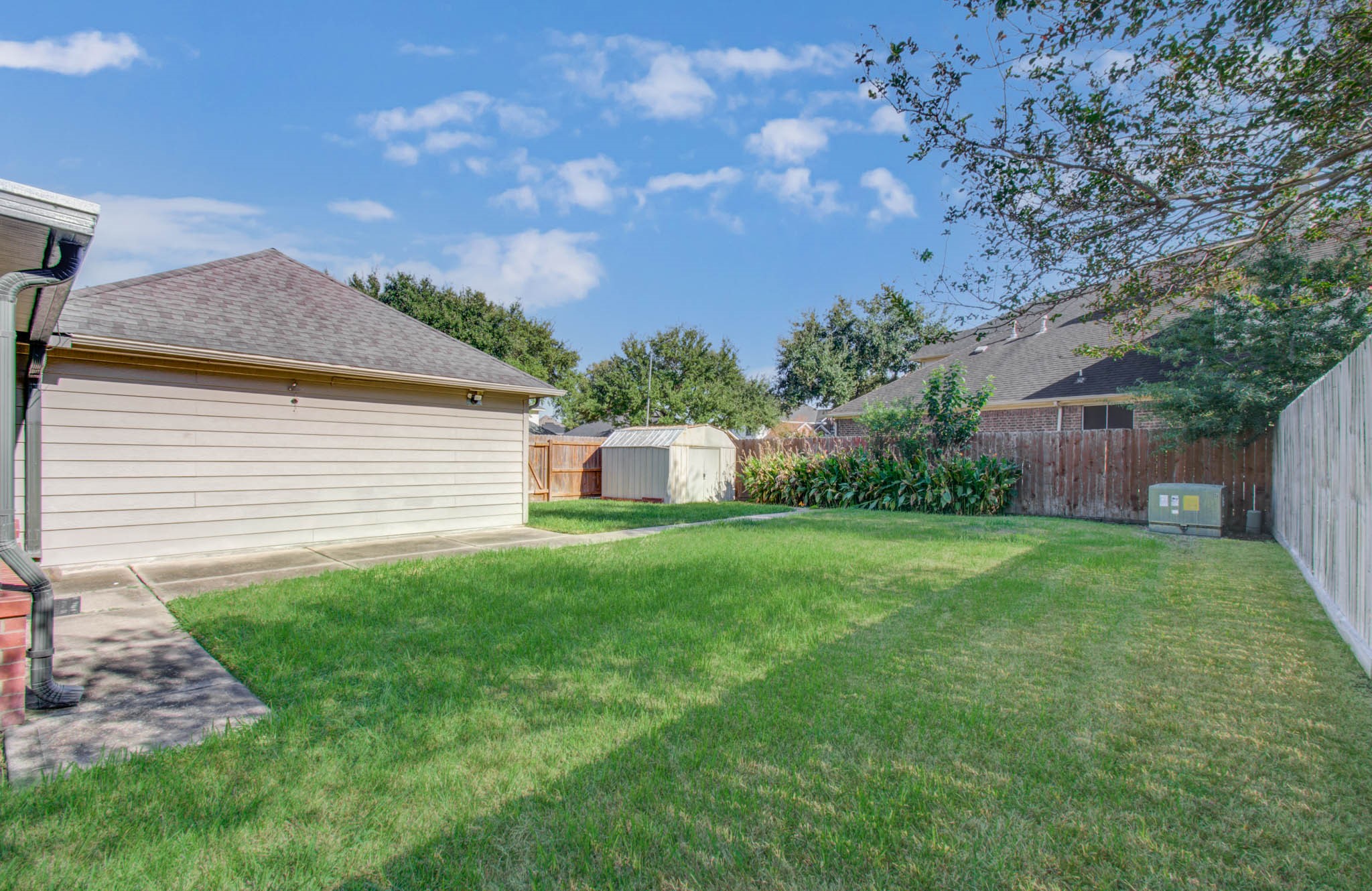 103 Esplanade Place, Stafford, TX 77477