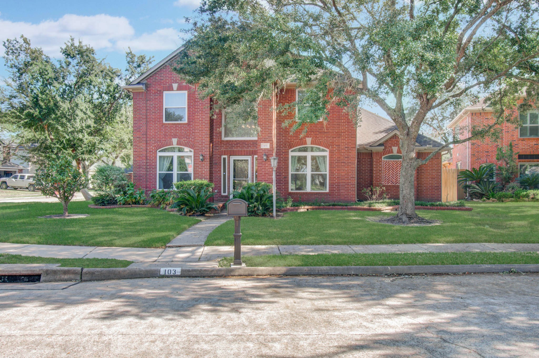 103 Esplanade Place, Stafford, TX 77477