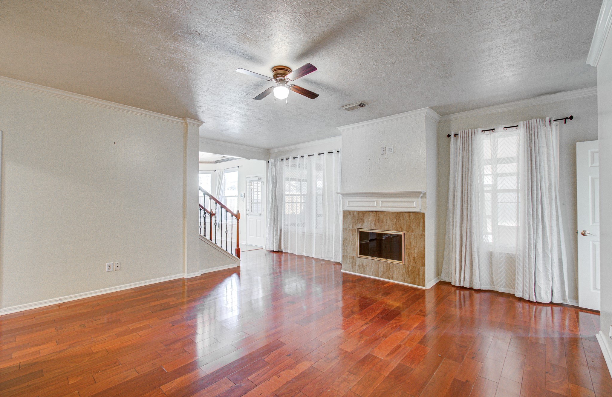 Regardless of which view you look from this a huge room.