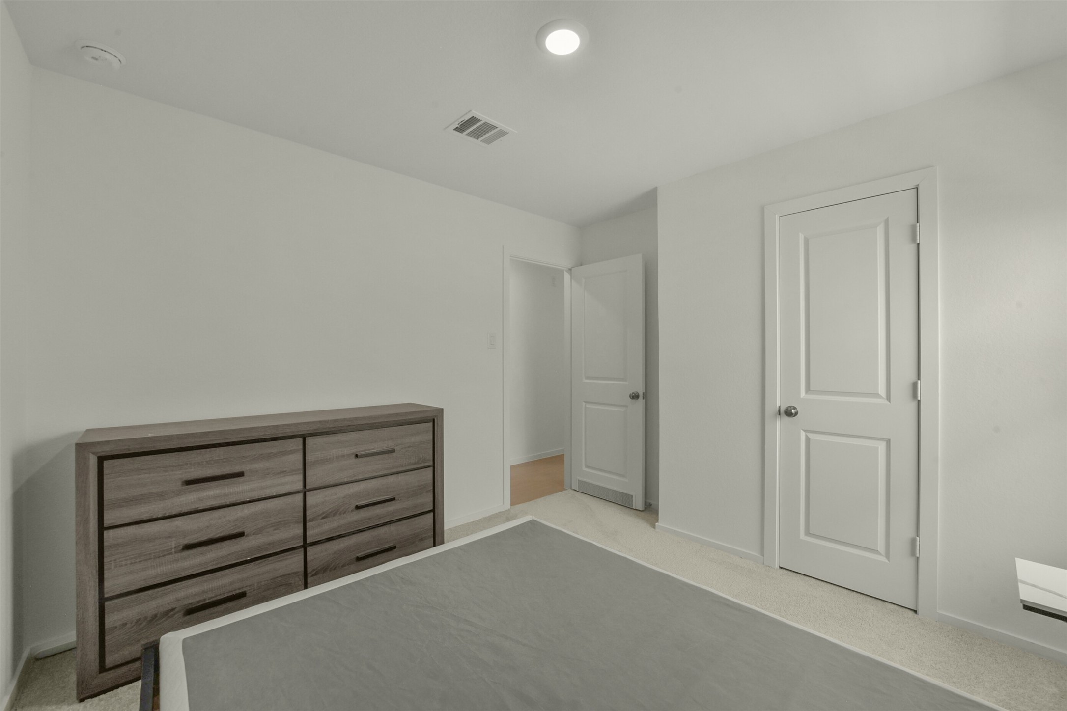911 Lago Laceno Lane, Huffman, TX 77336
