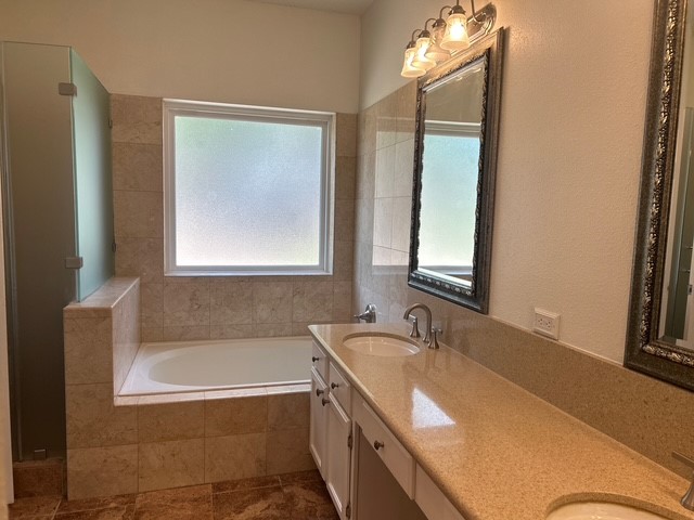 1018 Wentworth Drive, Pearland, TX 77584