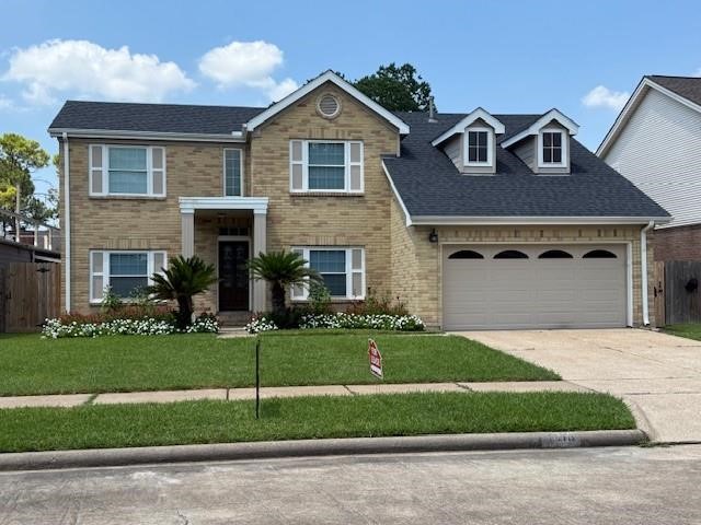 1018 Wentworth Drive, Pearland, TX 77584