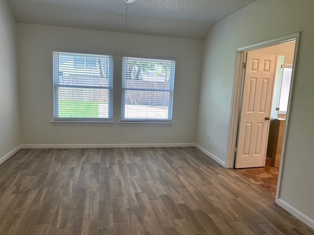 1018 Wentworth Drive, Pearland, TX 77584