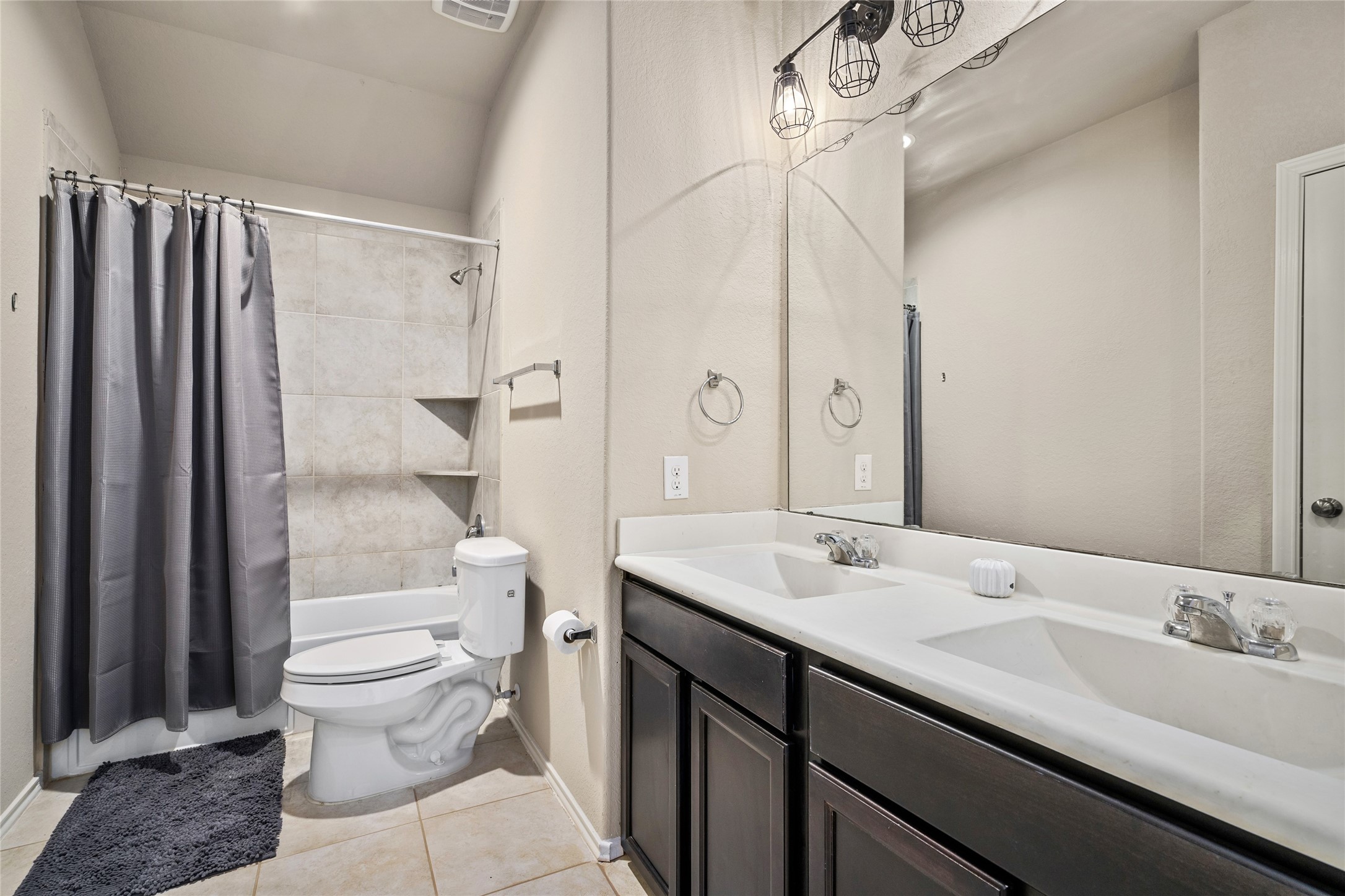 Upstairs Bathroom