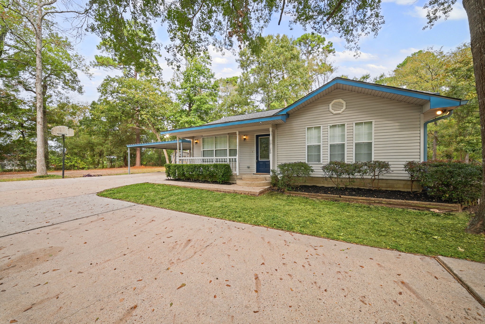 23780 Joseph Road, Hockley, TX 77447