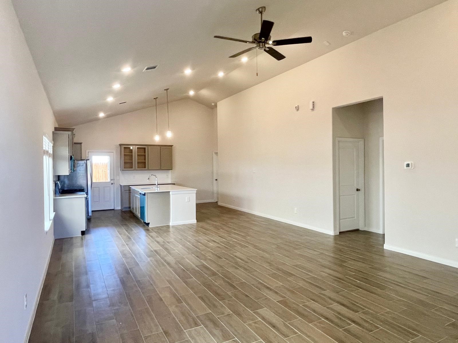 Living room to Breakfast room