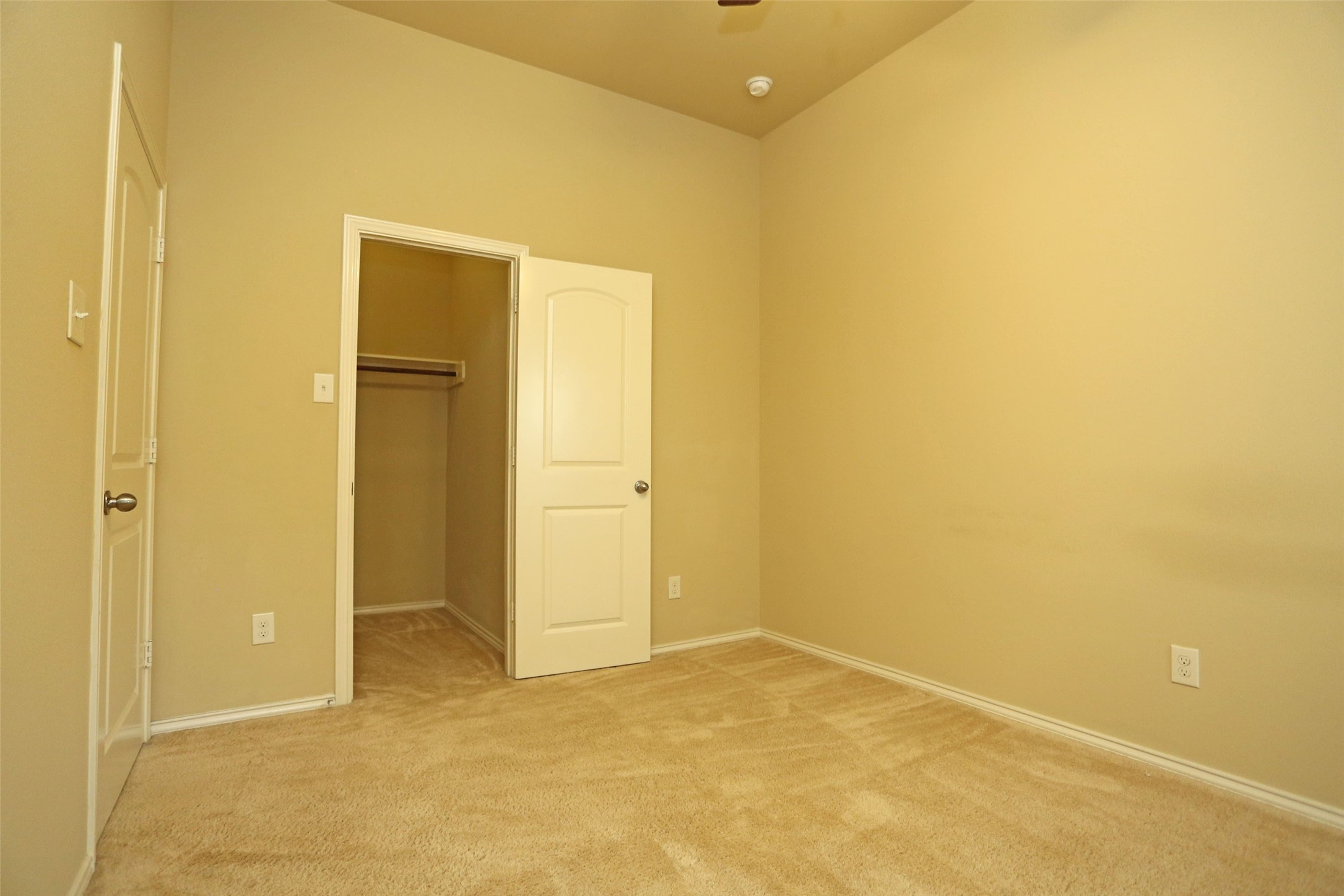 3107 Crystal Cascade Lane, League City, TX 77573