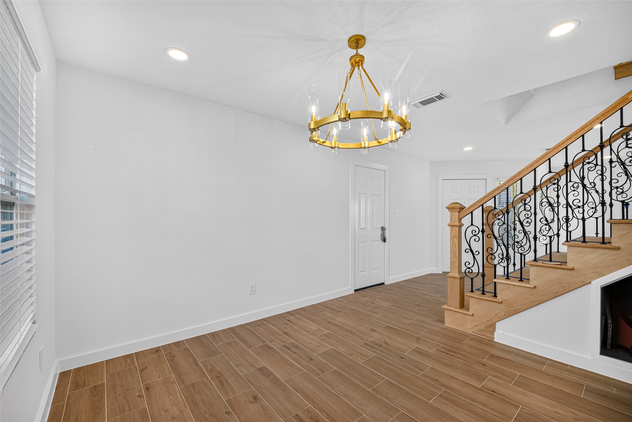12615 Verdant Brook Drive, Houston, TX 77085