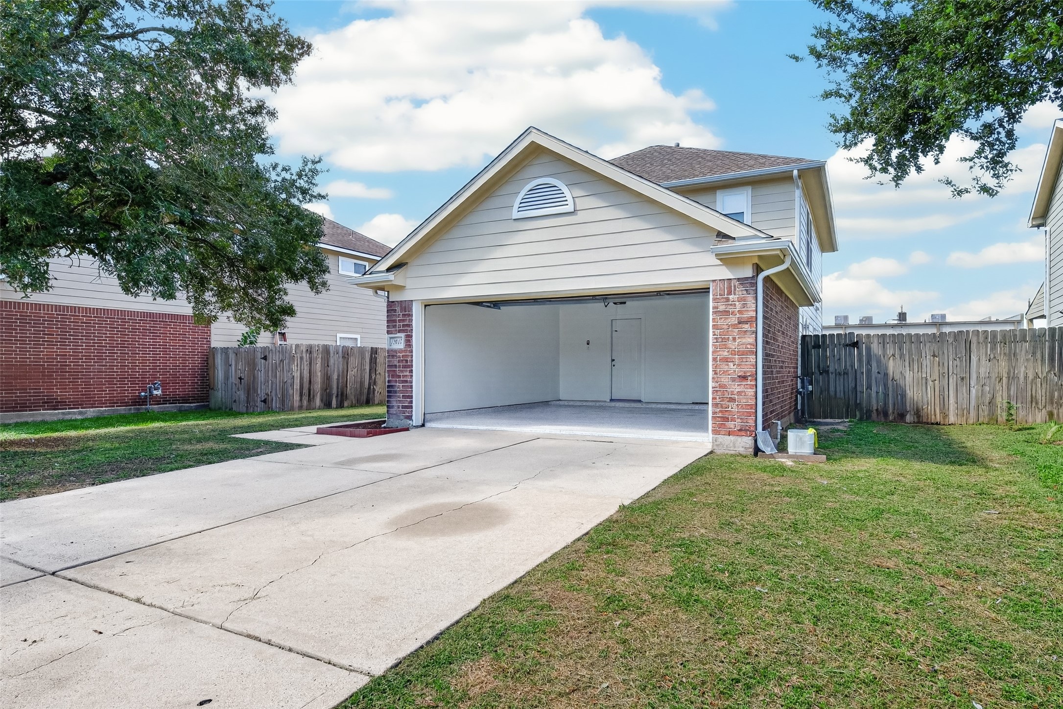 12615 Verdant Brook Drive, Houston, TX 77085