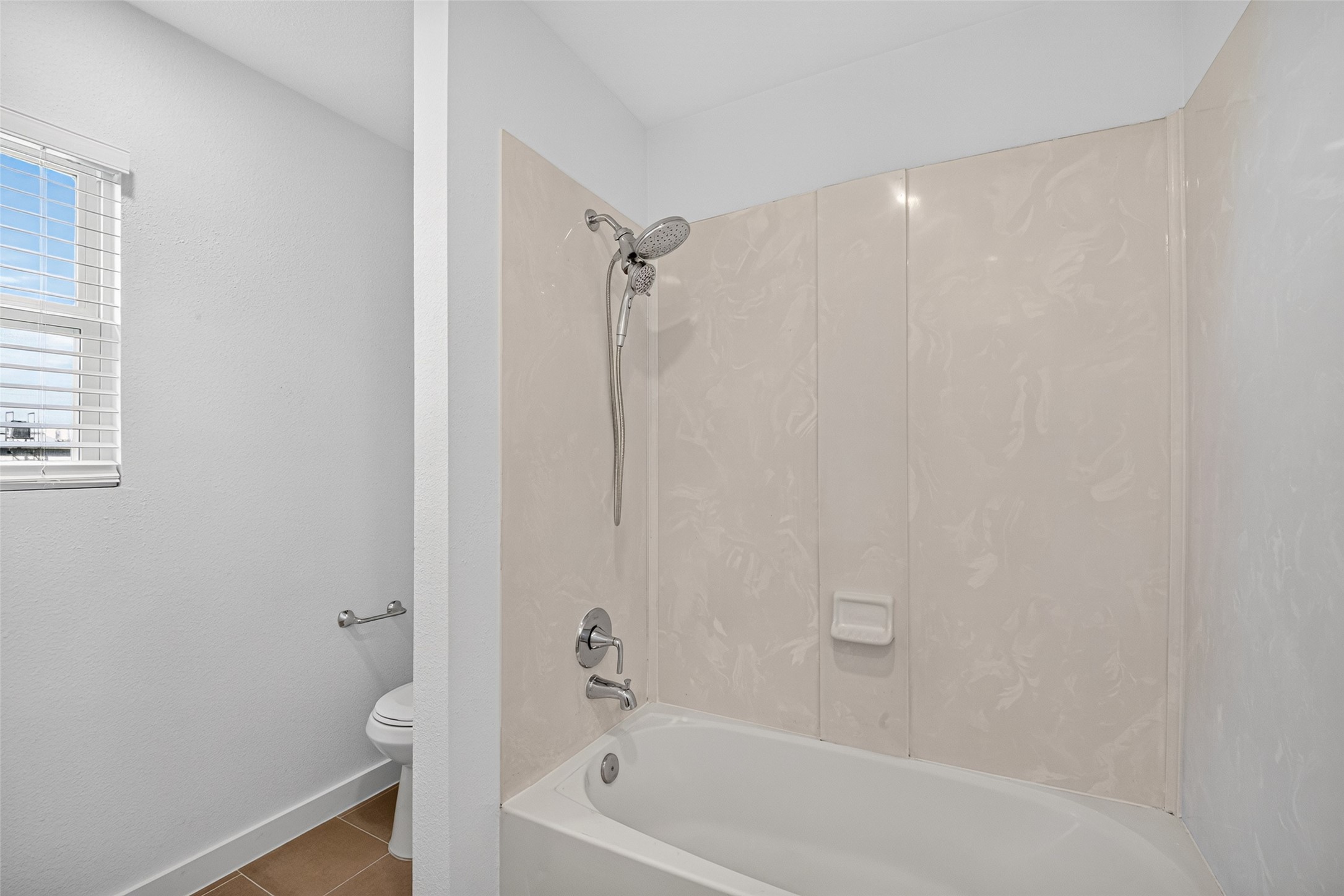 12615 Verdant Brook Drive, Houston, TX 77085