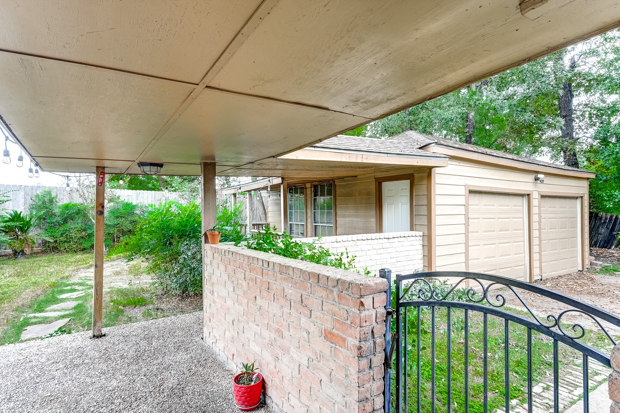 1130 Old Mill Lane, Houston, TX 77073