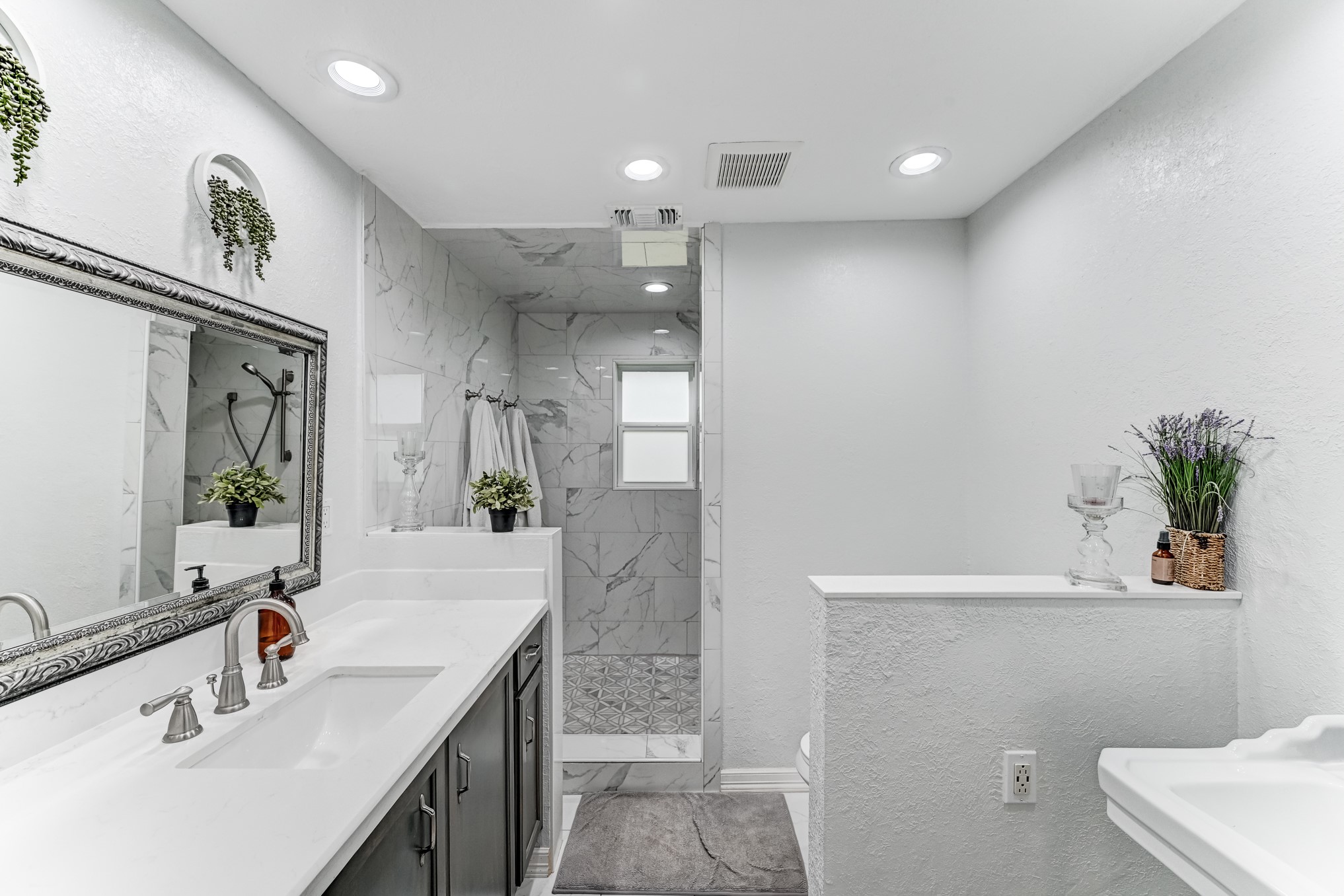 1130 Old Mill Lane, Houston, TX 77073