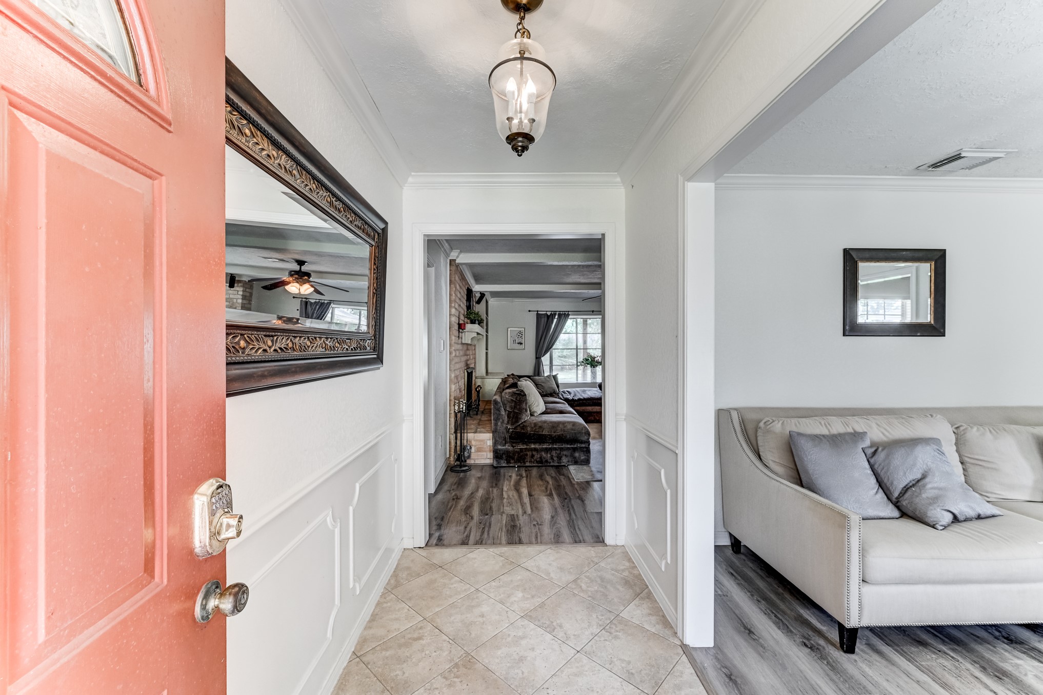 1130 Old Mill Lane, Houston, TX 77073