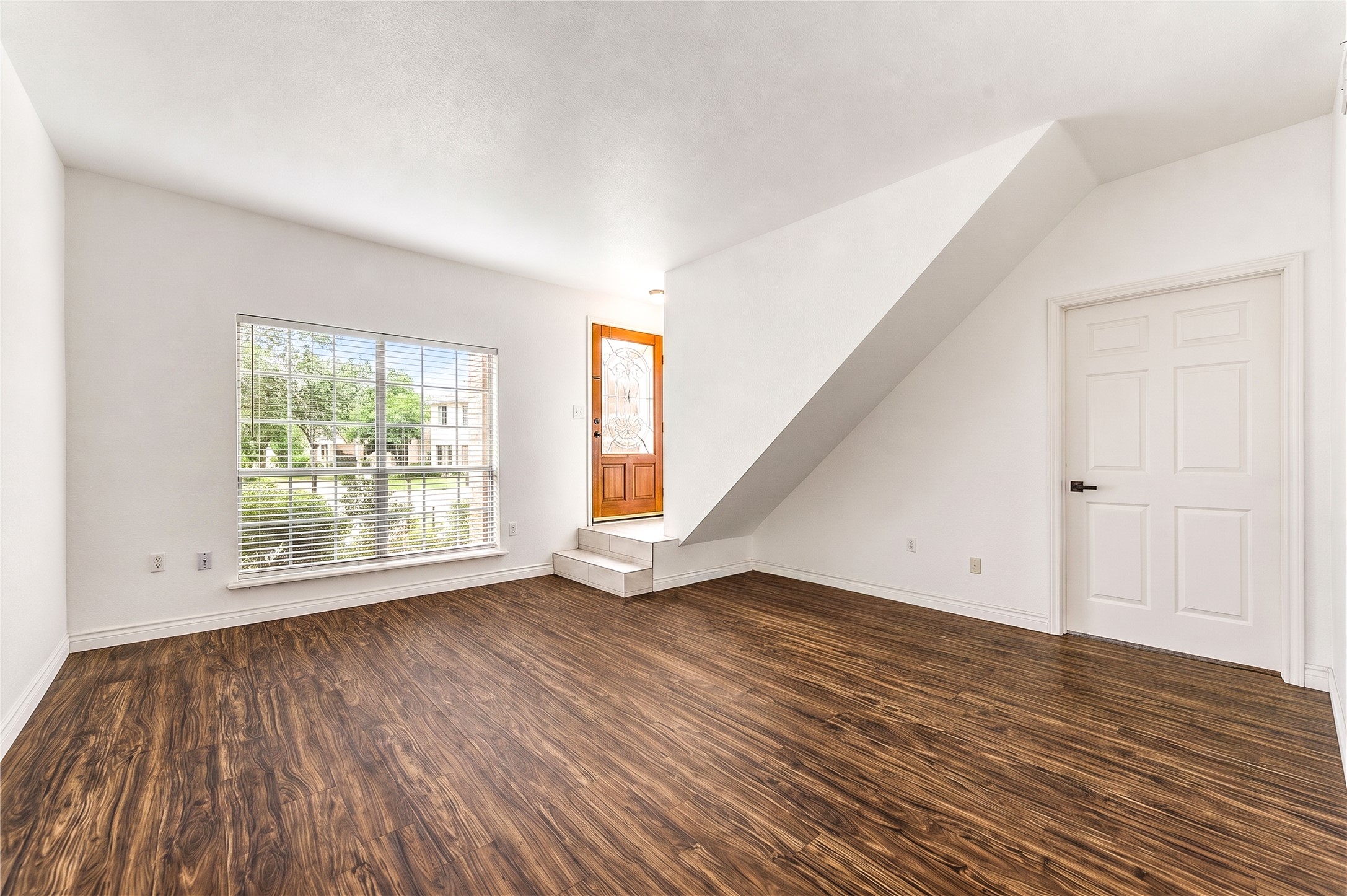 830 Threadneedle Street, #224, Houston, TX 77079