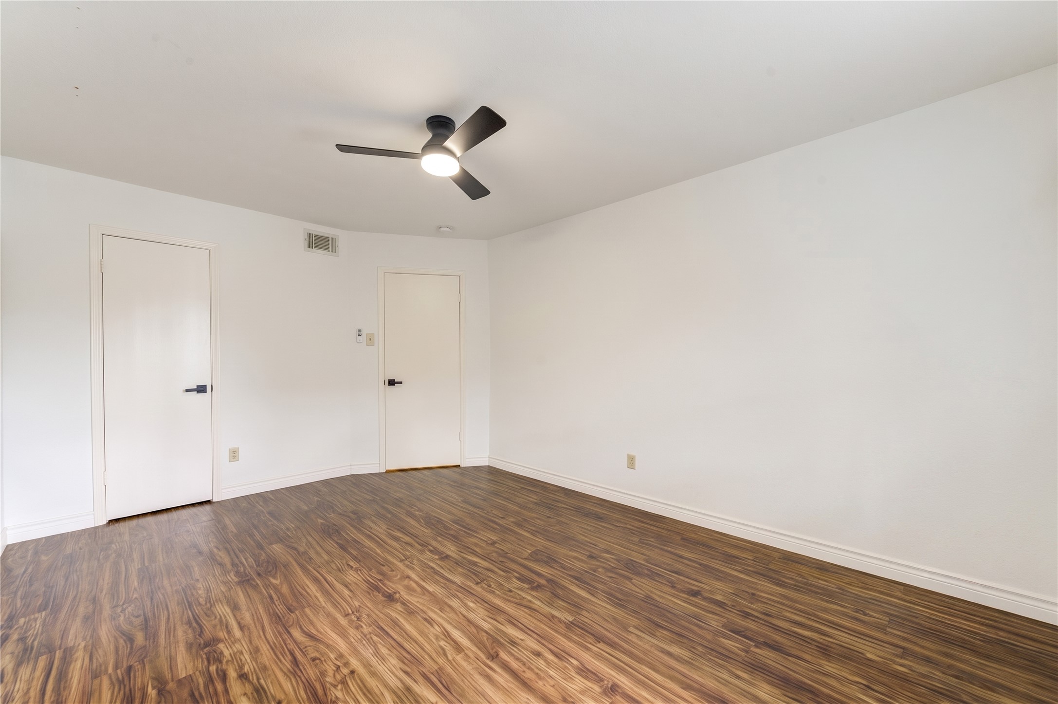 830 Threadneedle Street, #224, Houston, TX 77079
