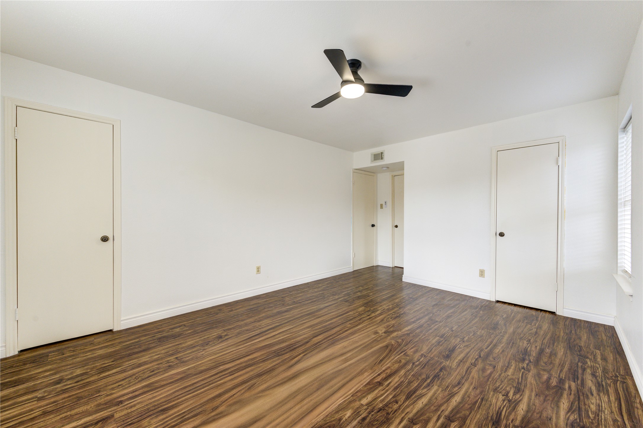 830 Threadneedle Street, #224, Houston, TX 77079