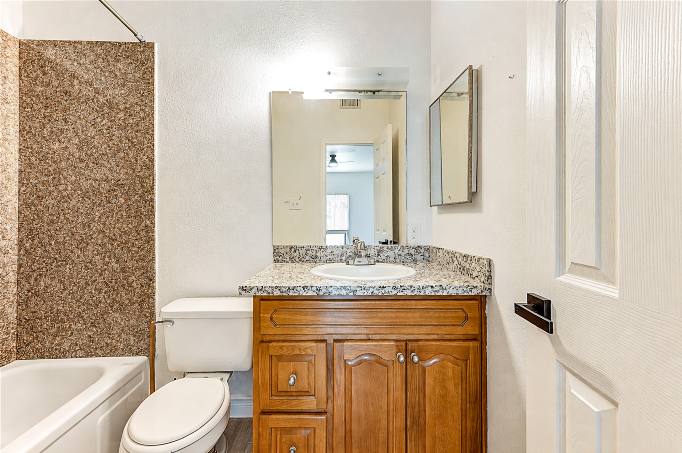 830 Threadneedle Street, #224, Houston, TX 77079