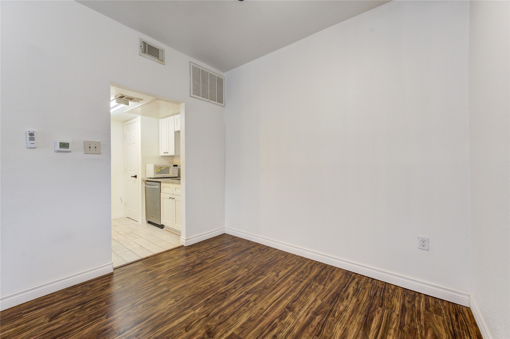 830 Threadneedle Street, #224, Houston, TX 77079