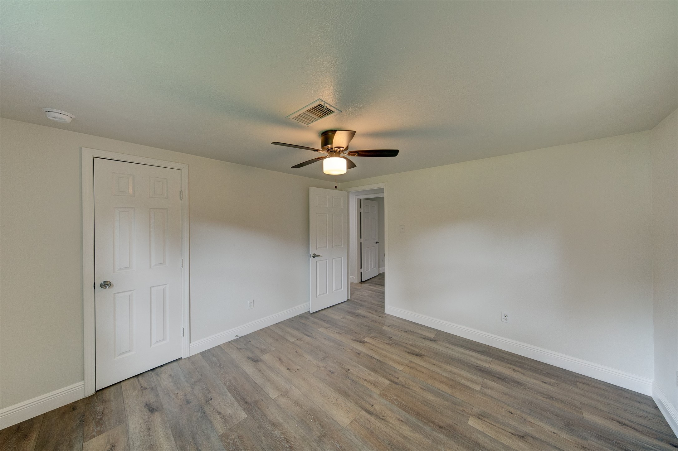 Downstairs bedroom 1