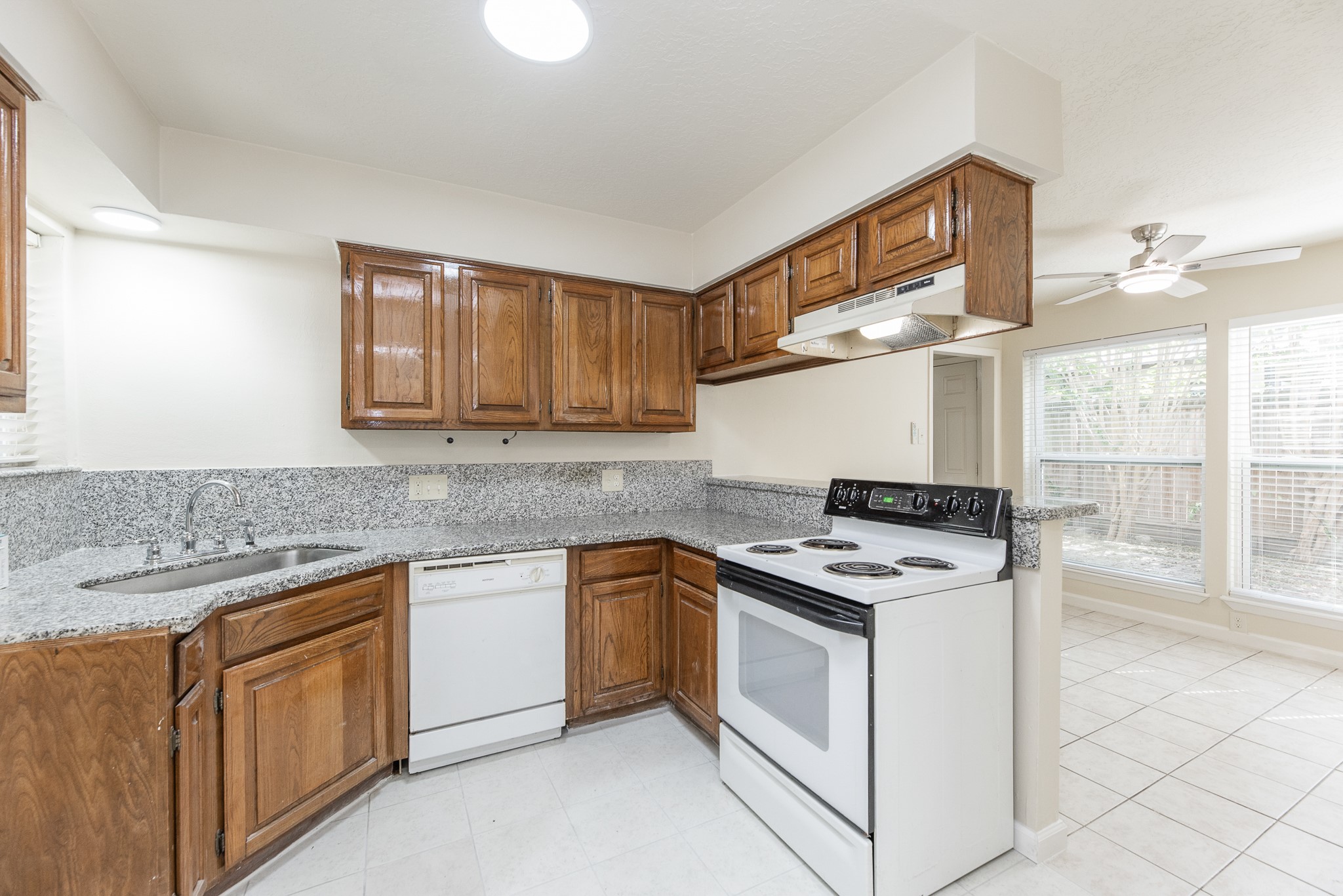 10810 Sugar Hill Drive, Houston, TX 77042