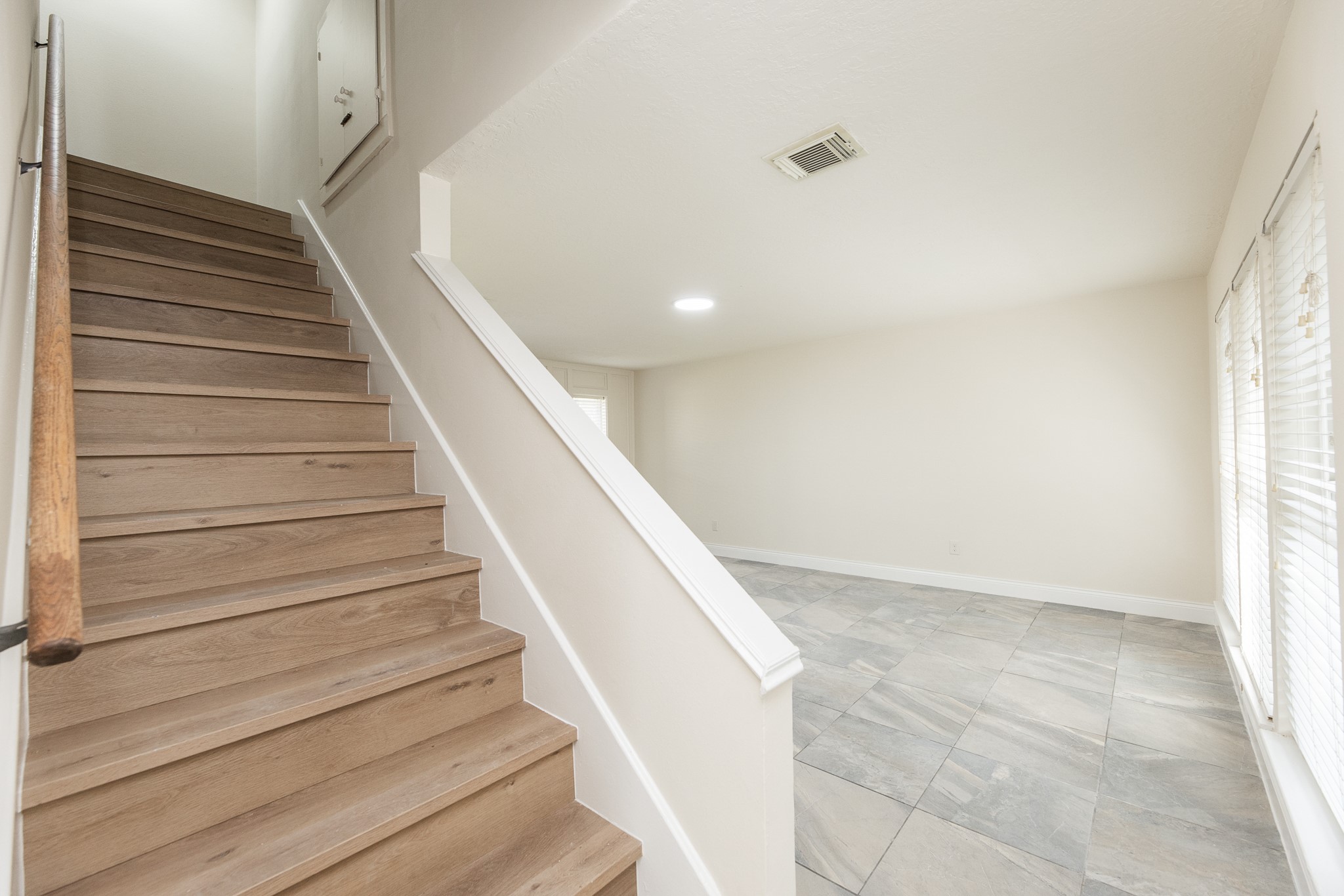 10810 Sugar Hill Drive, Houston, TX 77042