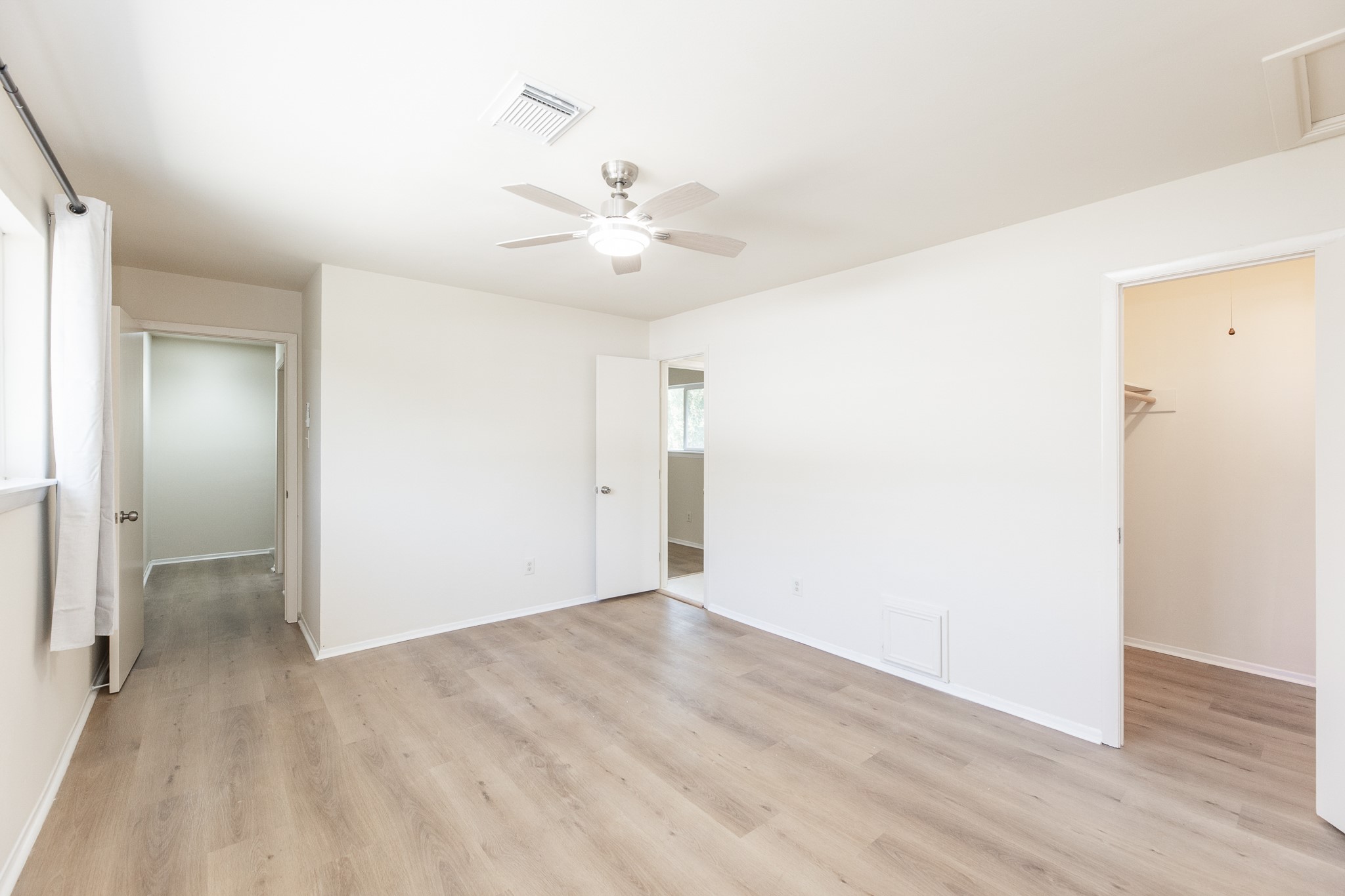 10810 Sugar Hill Drive, Houston, TX 77042