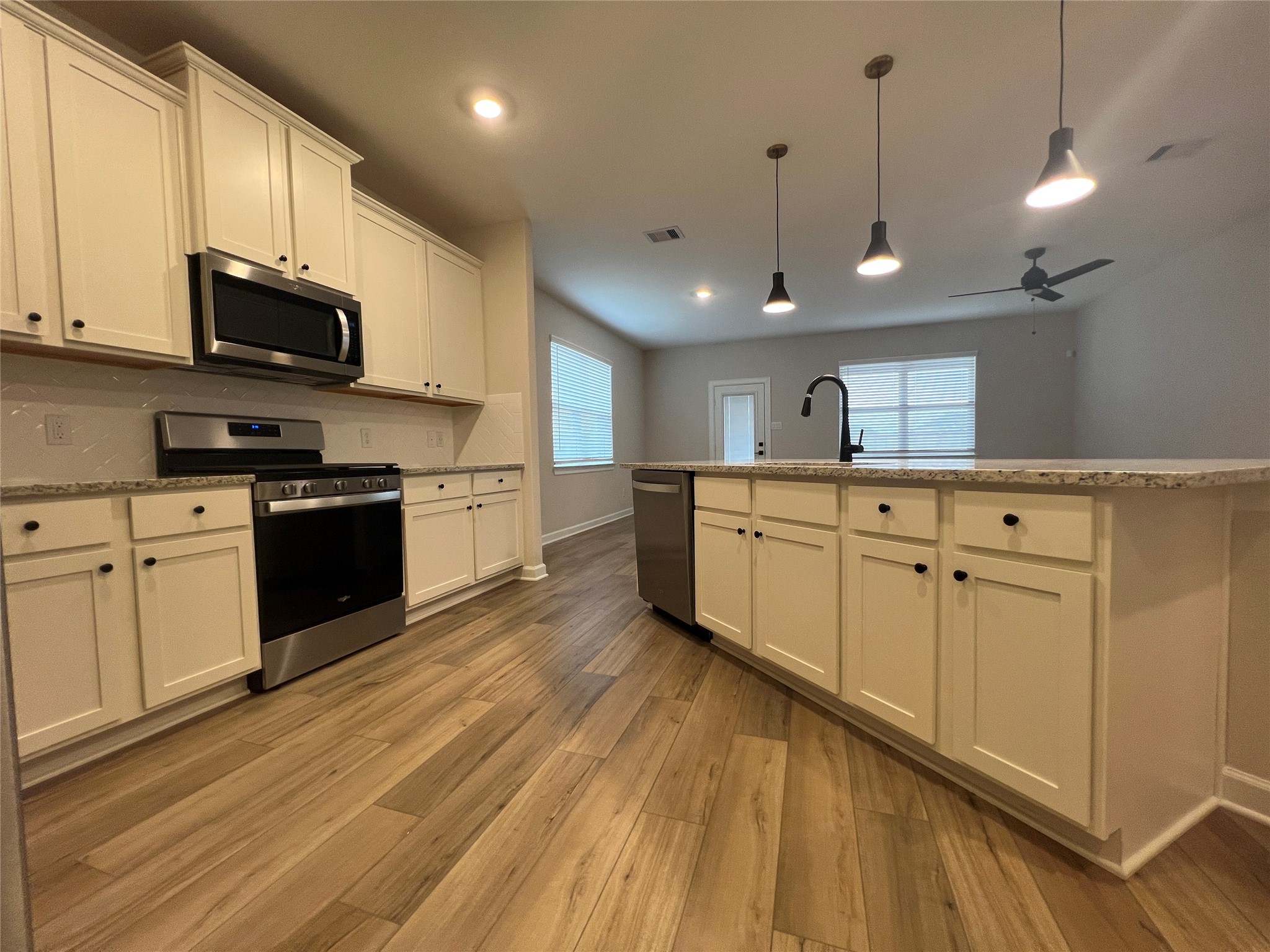 3077 Sunmoon Lane, Katy, TX 77493
