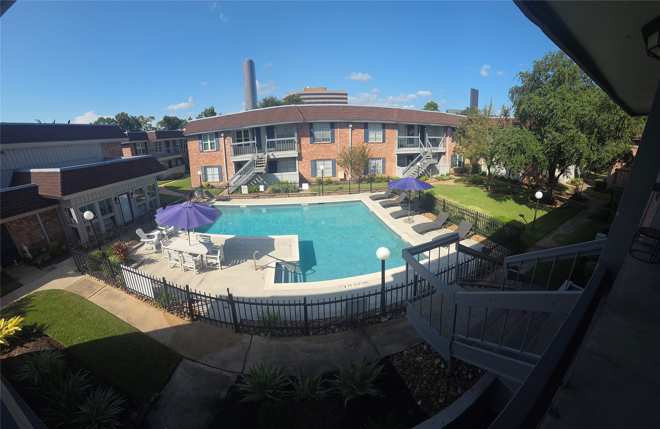 2350 Bering Drive, Houston, TX 77057