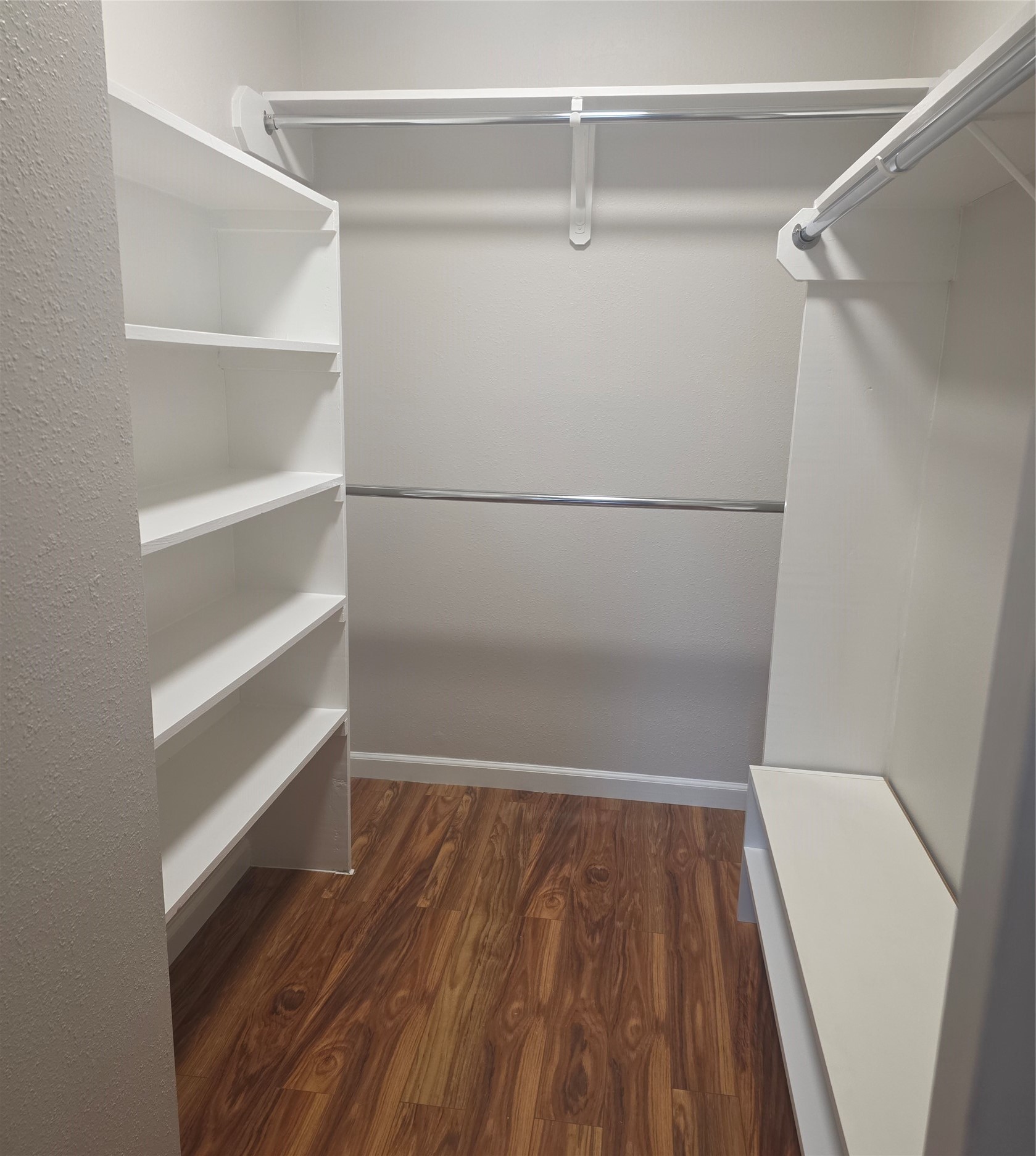 2350 Bering Drive, Houston, TX 77057