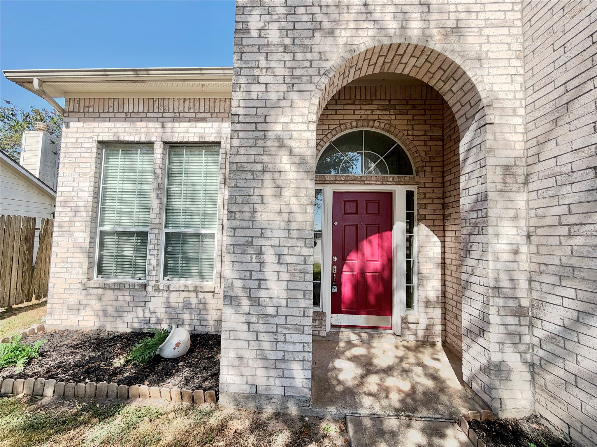 7818 Red Oak Lane, Texas City, TX 77591