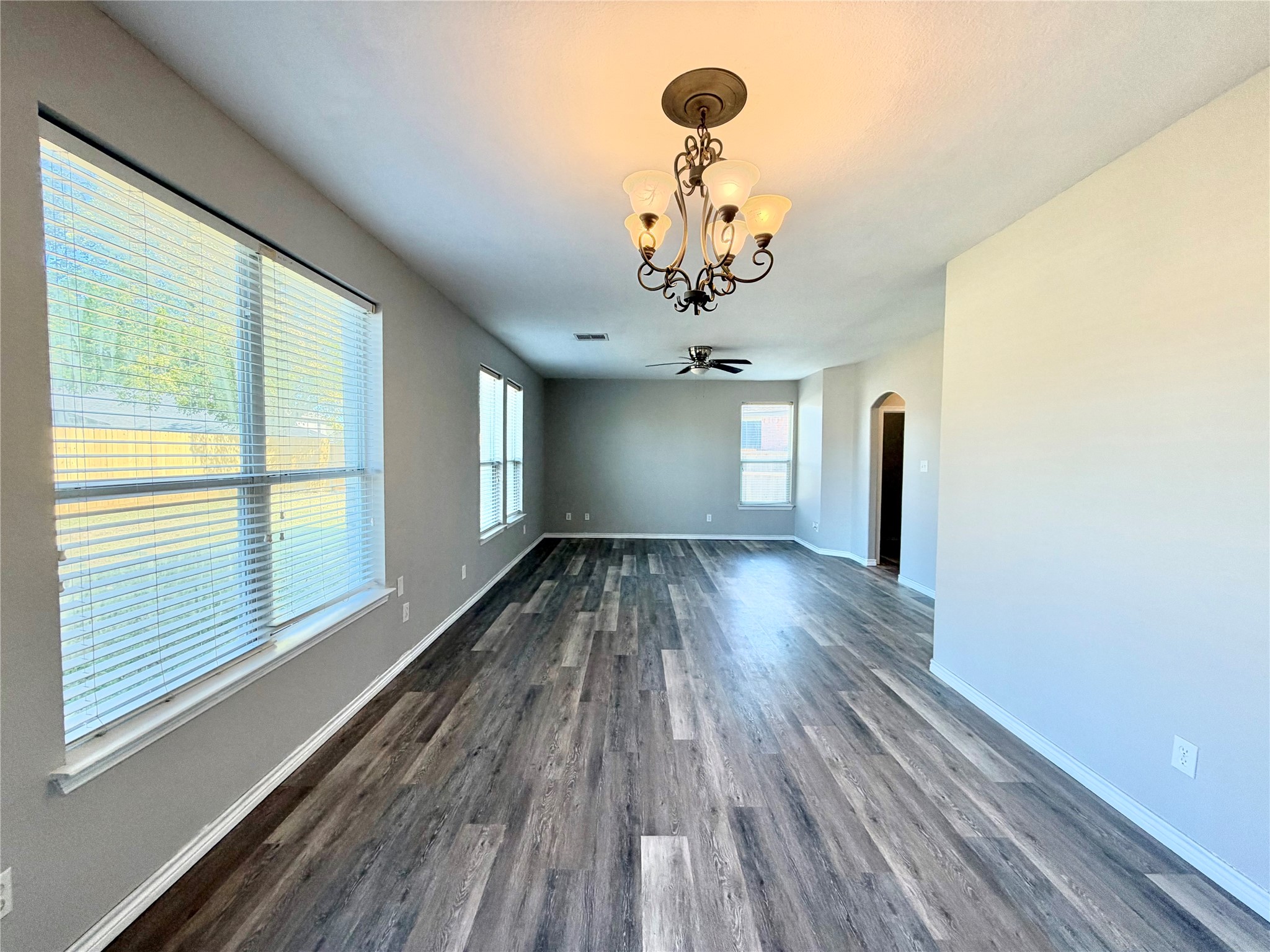7818 Red Oak Lane, Texas City, TX 77591