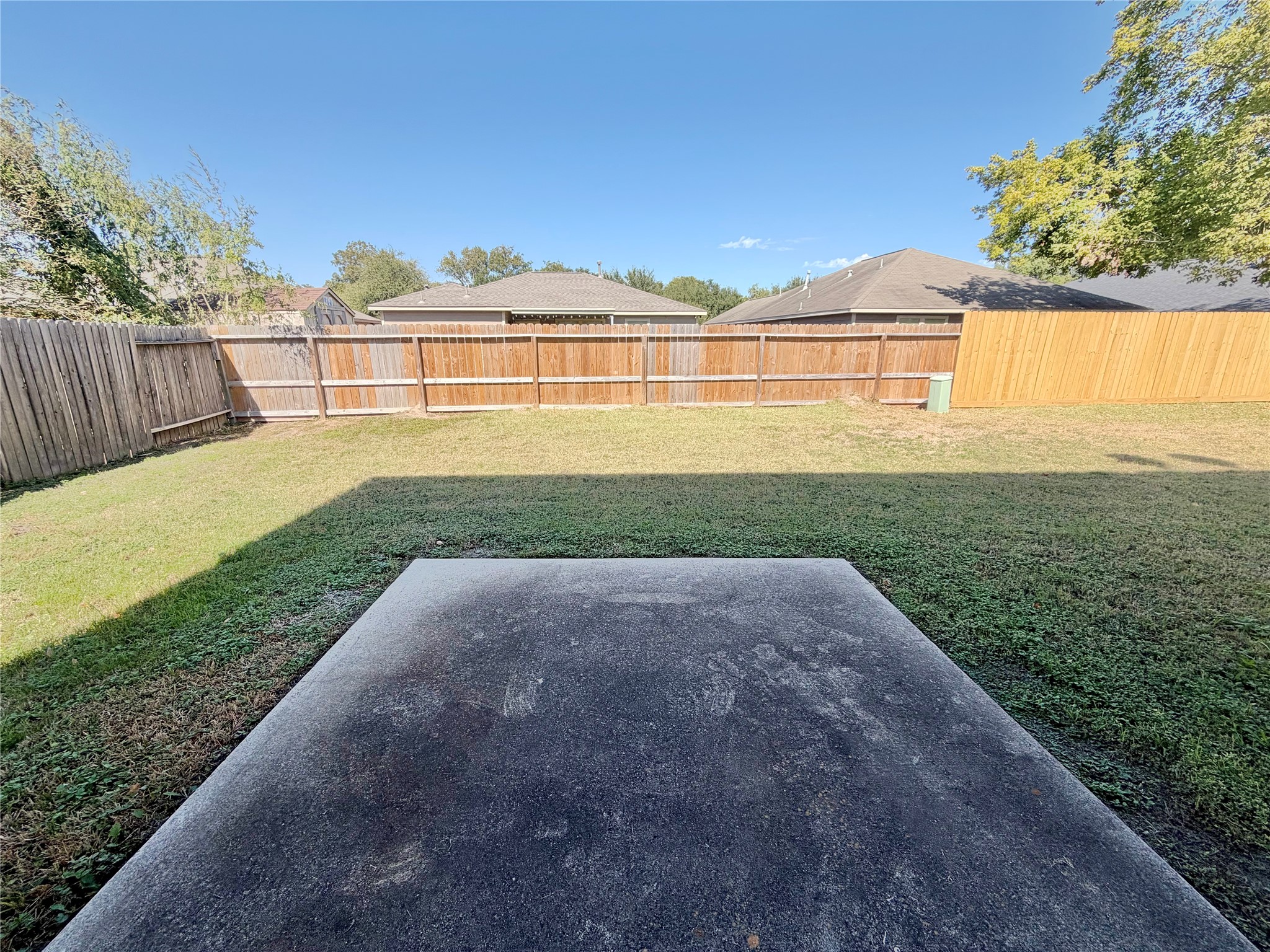 7818 Red Oak Lane, Texas City, TX 77591