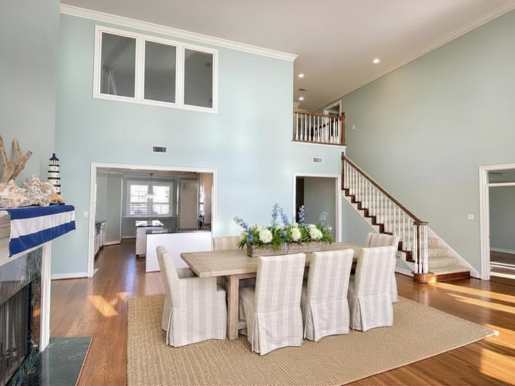 Virtual photo to show dining space.