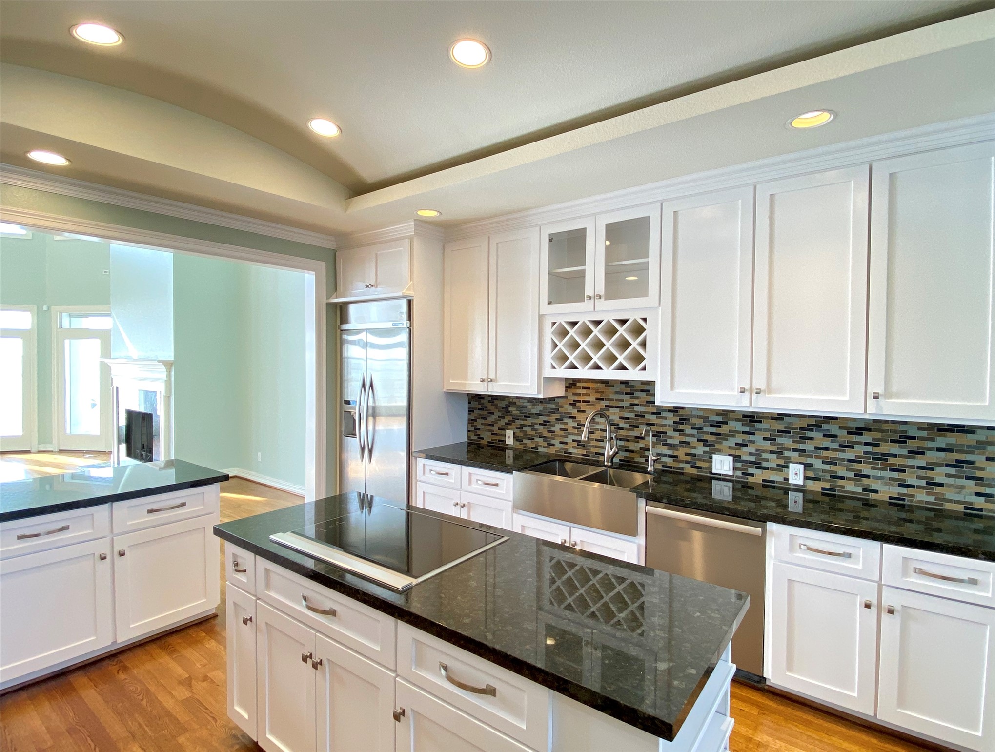 Plenty of cabinet space.