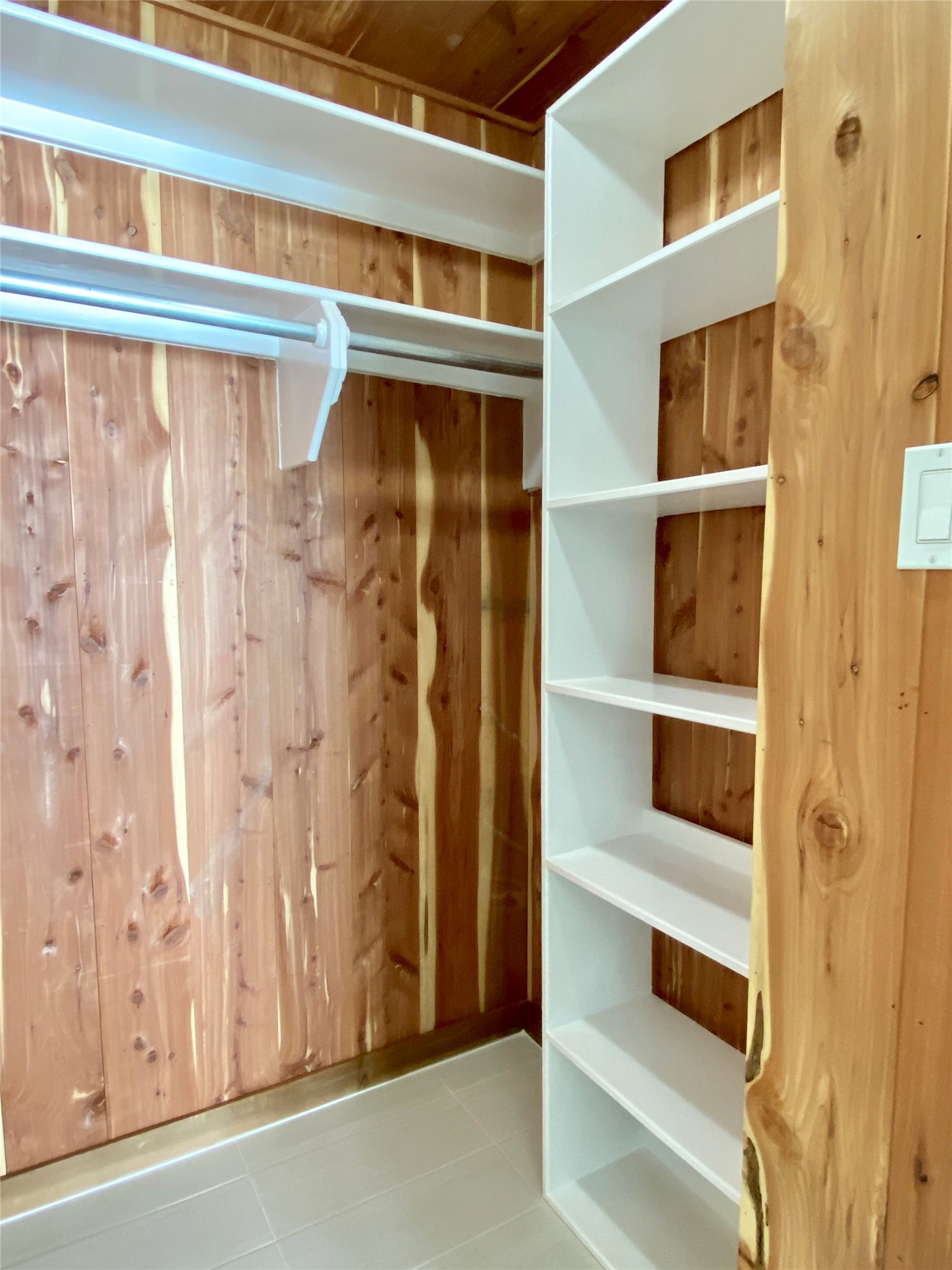 Cedar closet is such a nice touch.