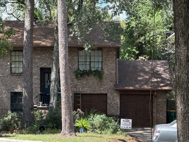 995 N Red Cedar Circle, The Woodlands, TX 77380