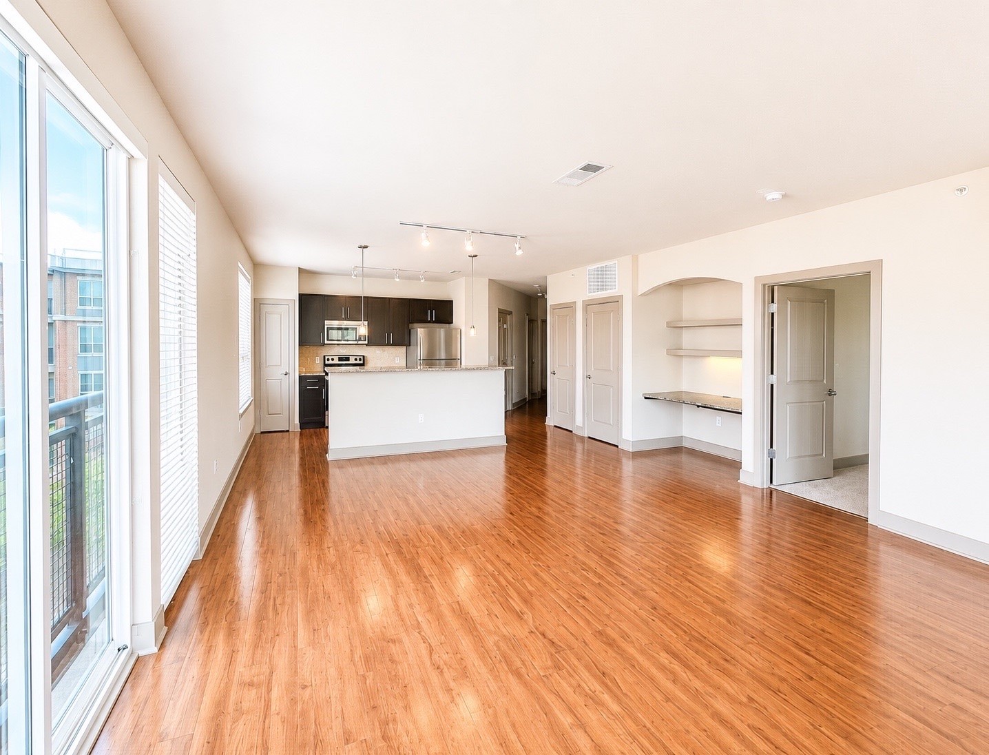 1340 W Gray Street, #272-P8, Houston, TX 77019