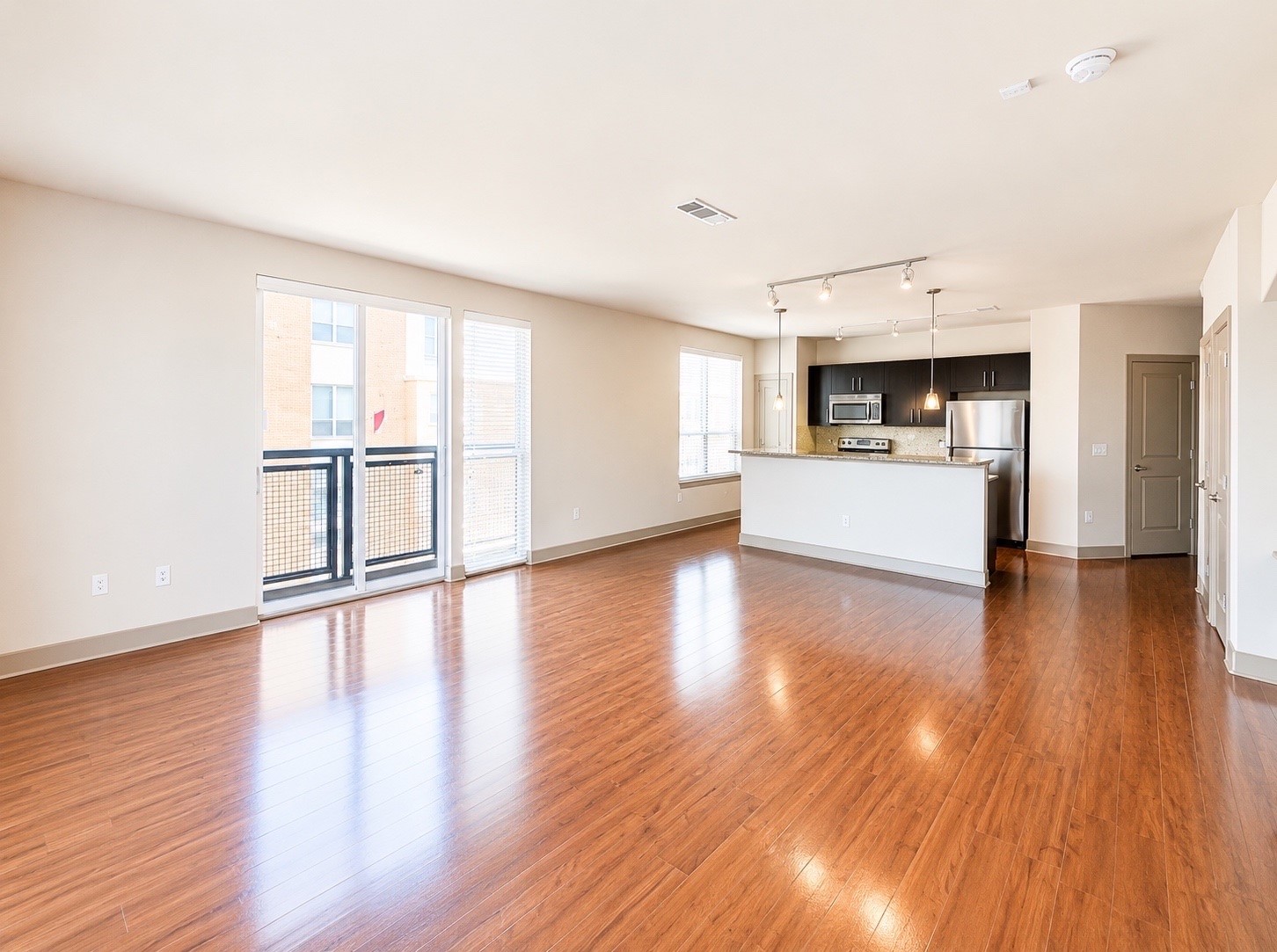 1340 W Gray Street, #272-P8, Houston, TX 77019
