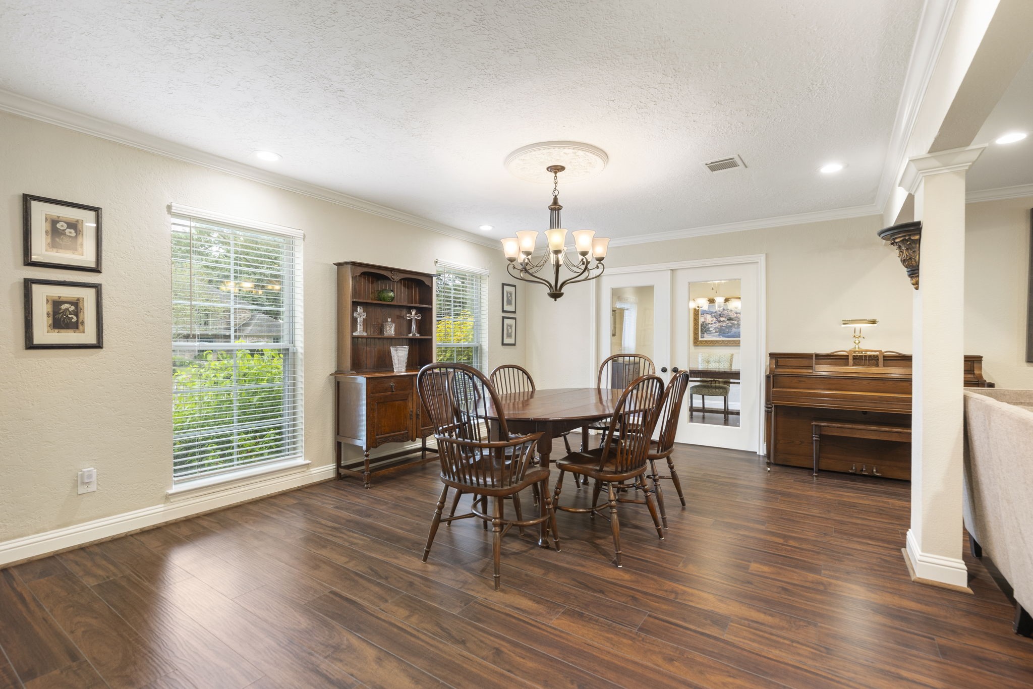 5210 Westminister Court, Houston, TX 77069