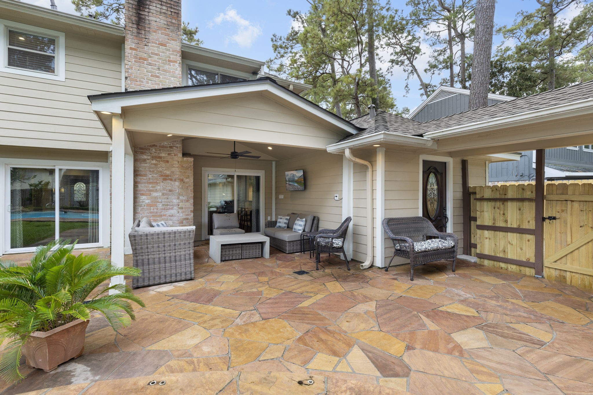 5210 Westminister Court, Houston, TX 77069