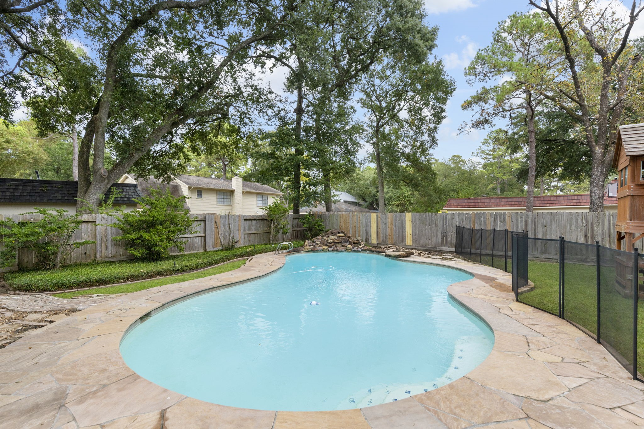 5210 Westminister Court, Houston, TX 77069