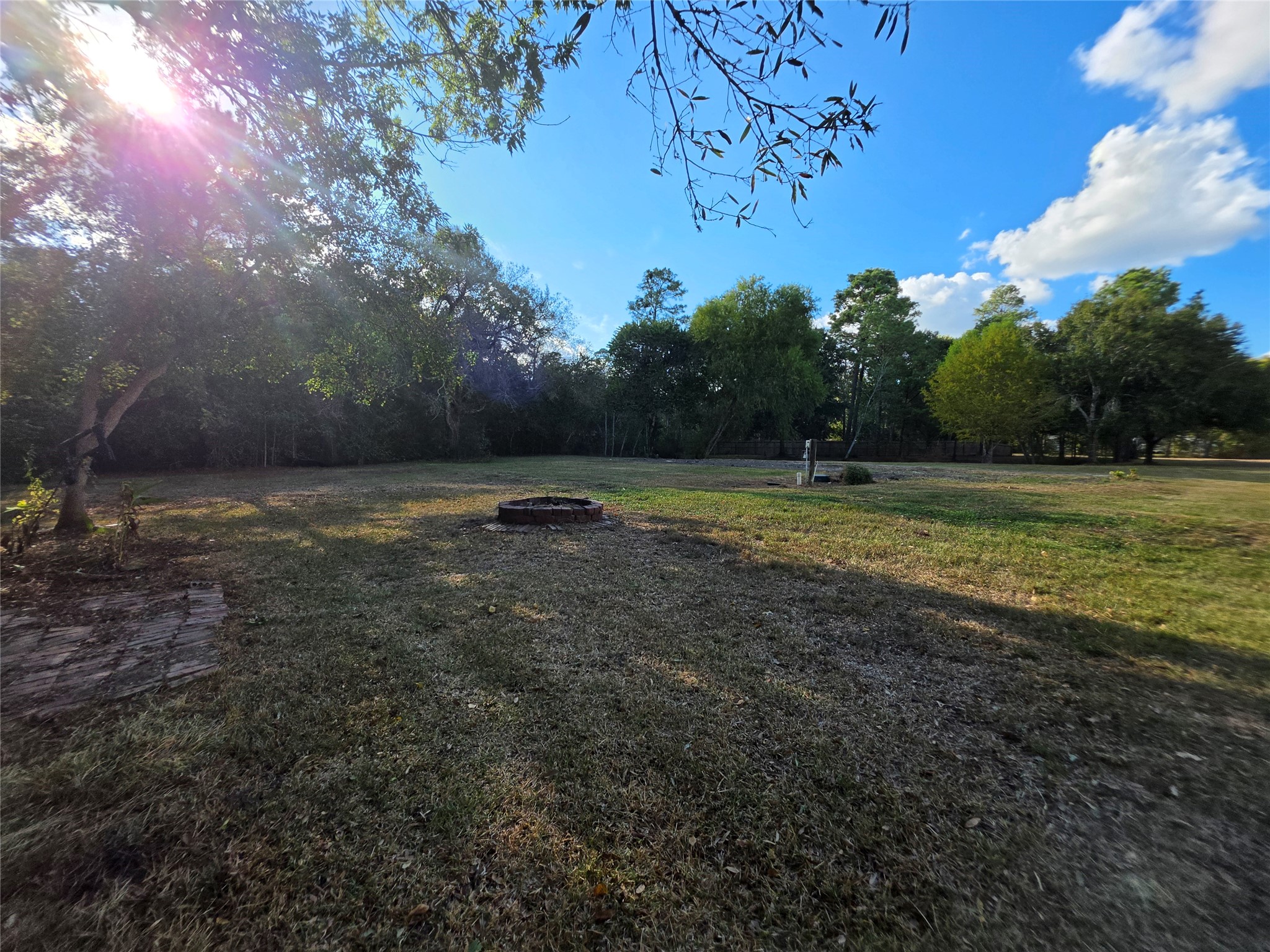 6003 Pine Tree Trail, Alvin, TX 77511