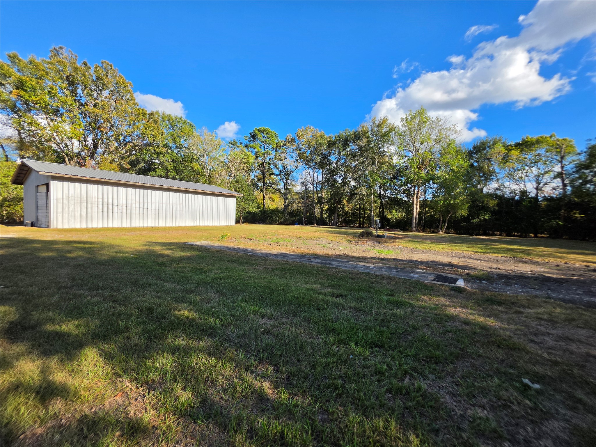 6003 Pine Tree Trail, Alvin, TX 77511 6003 Pine Tree Trail, Alvin, TX 77511