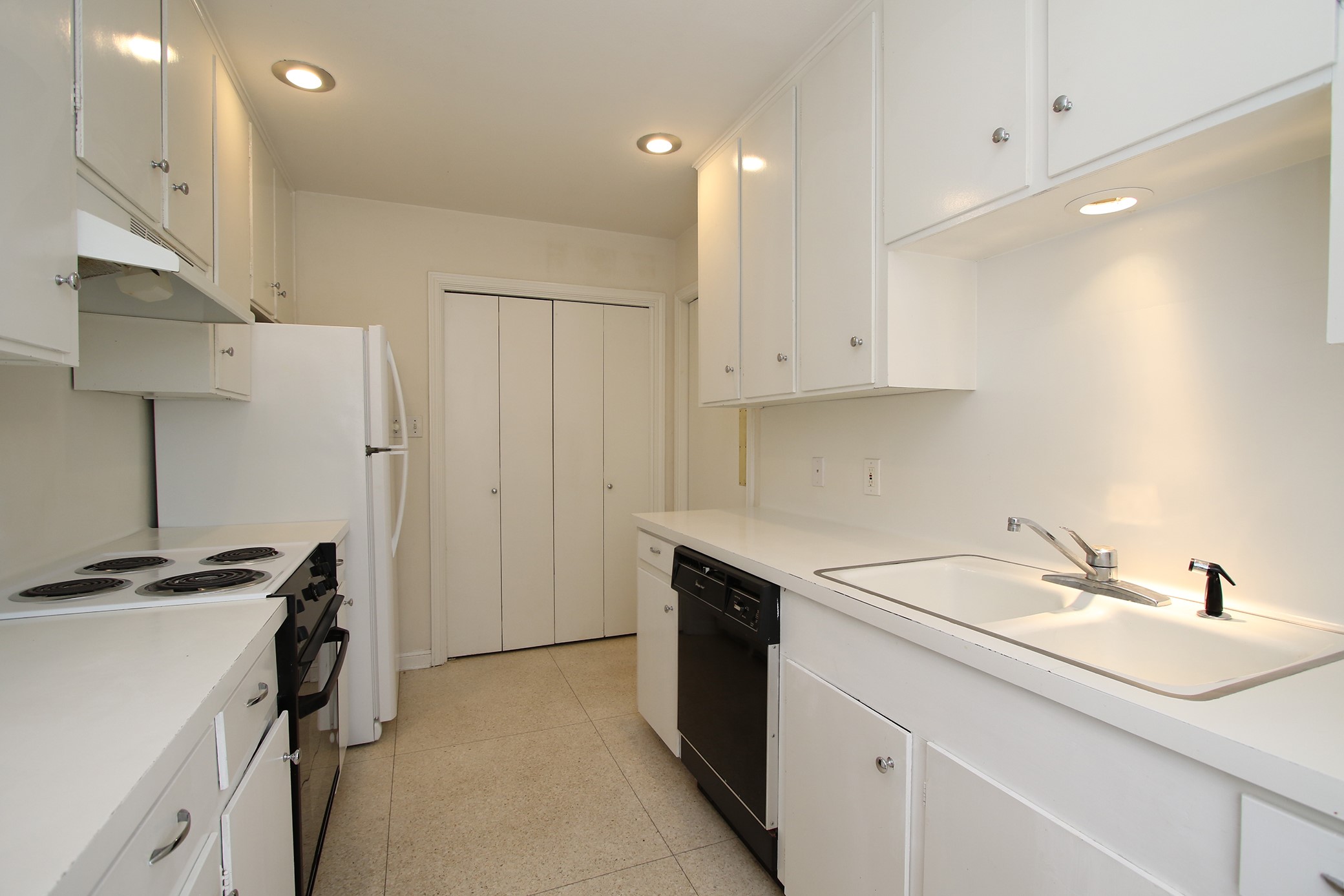 1739 Commonwealth Street, Houston, TX 77006