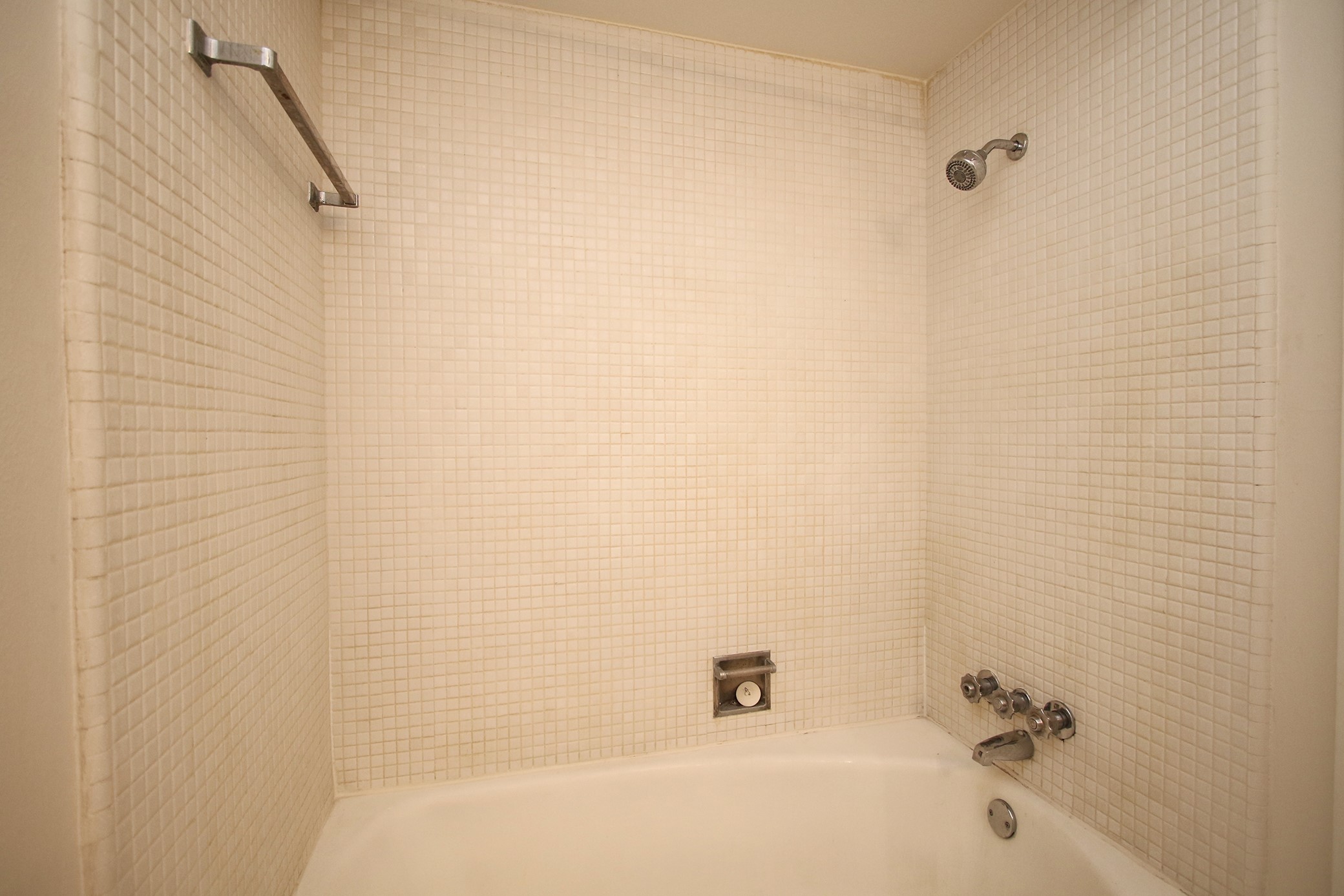 1739 Commonwealth Street, Houston, TX 77006