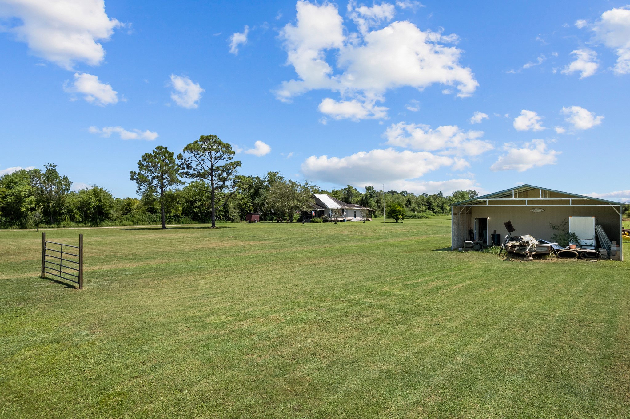 5531 County Road 435, Alvin, TX 77511